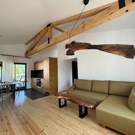 Edelweiss Oreshak Apartament *