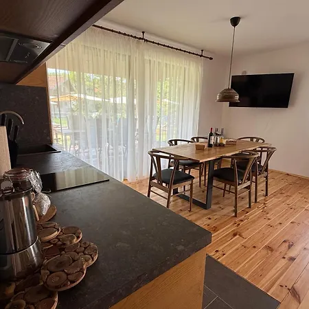 Edelweiss Oreshak Apartament Oreszak