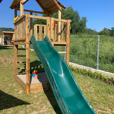 Edelweiss Oreshak Apartman Oresak