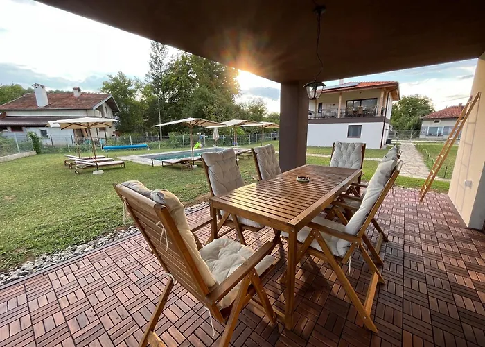 Edelweiss Oreshak * Oreshak (Lovech)